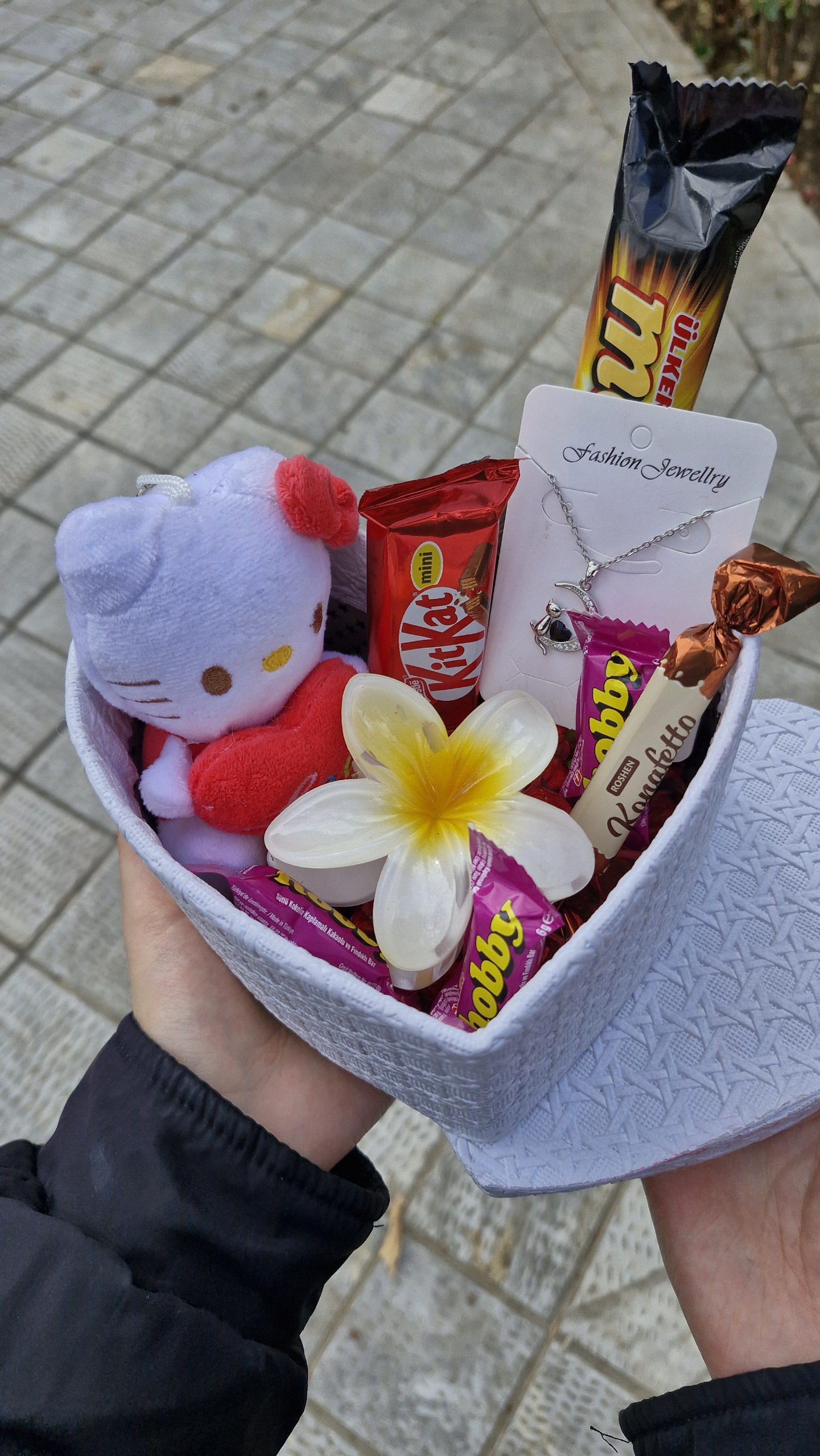 باکس ولنتاین اقتصادی کیتی🐈💖