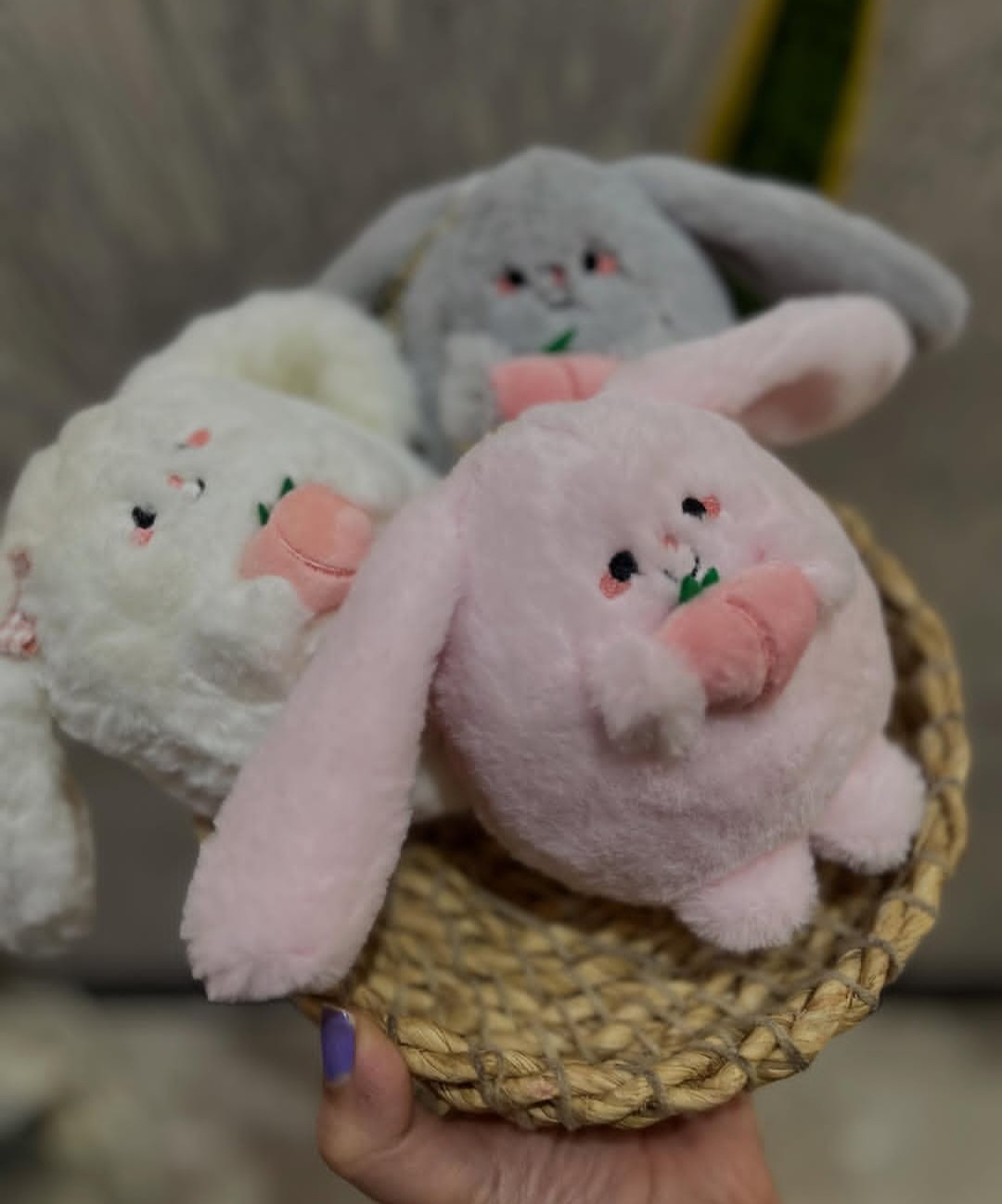 آویز عروسک خرگوش هلو به دست 🐇🐰