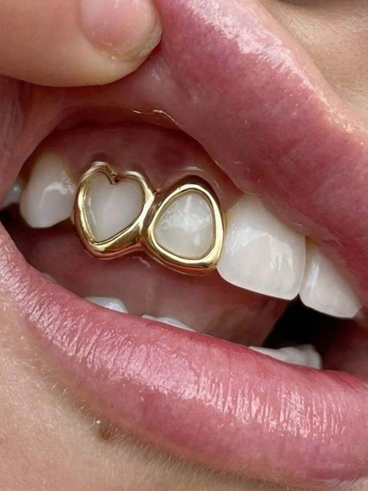 گریلز دندون طرح قلب نقره ای 🩶🦷