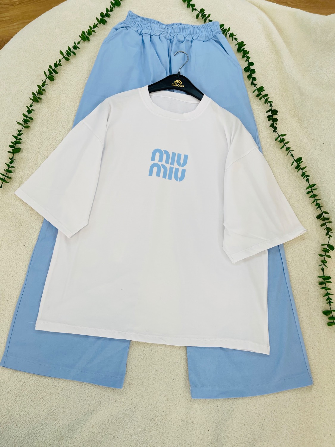 ست تیشرت شلوار میو میو (miu miu) جنس تیشرت پنبه جنس شلوار لینن