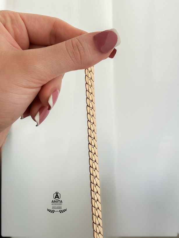 ANITA ACCESSORY