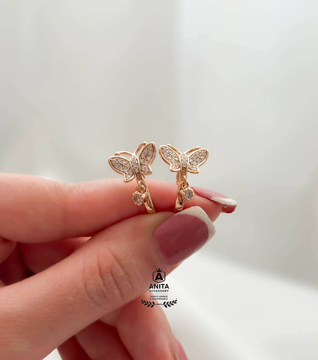 anita accessory