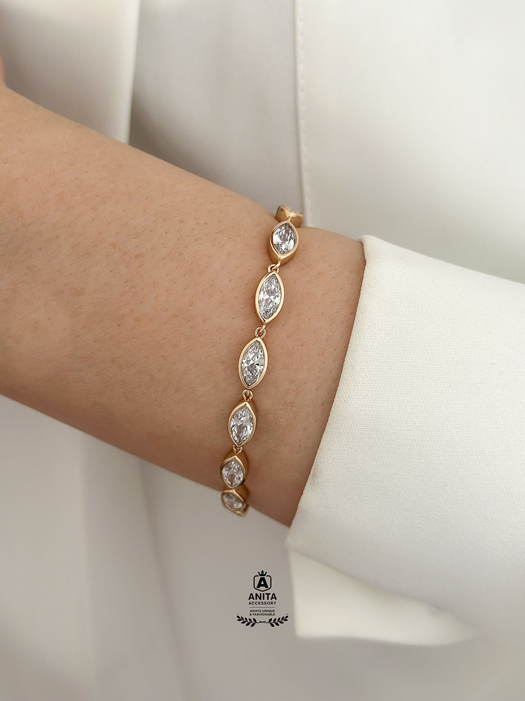 anita accessory