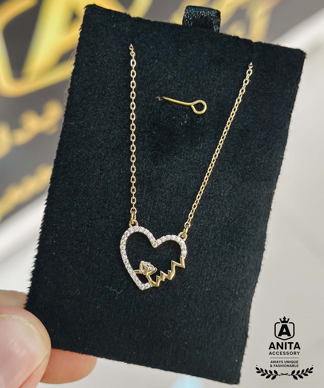 anita accessory