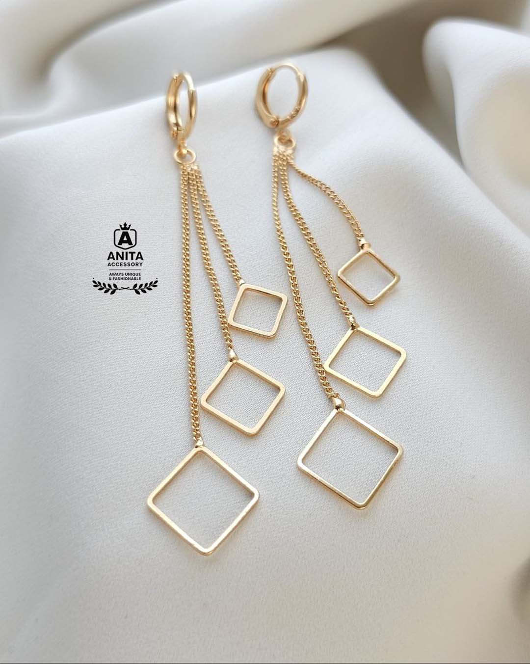 anita accessory