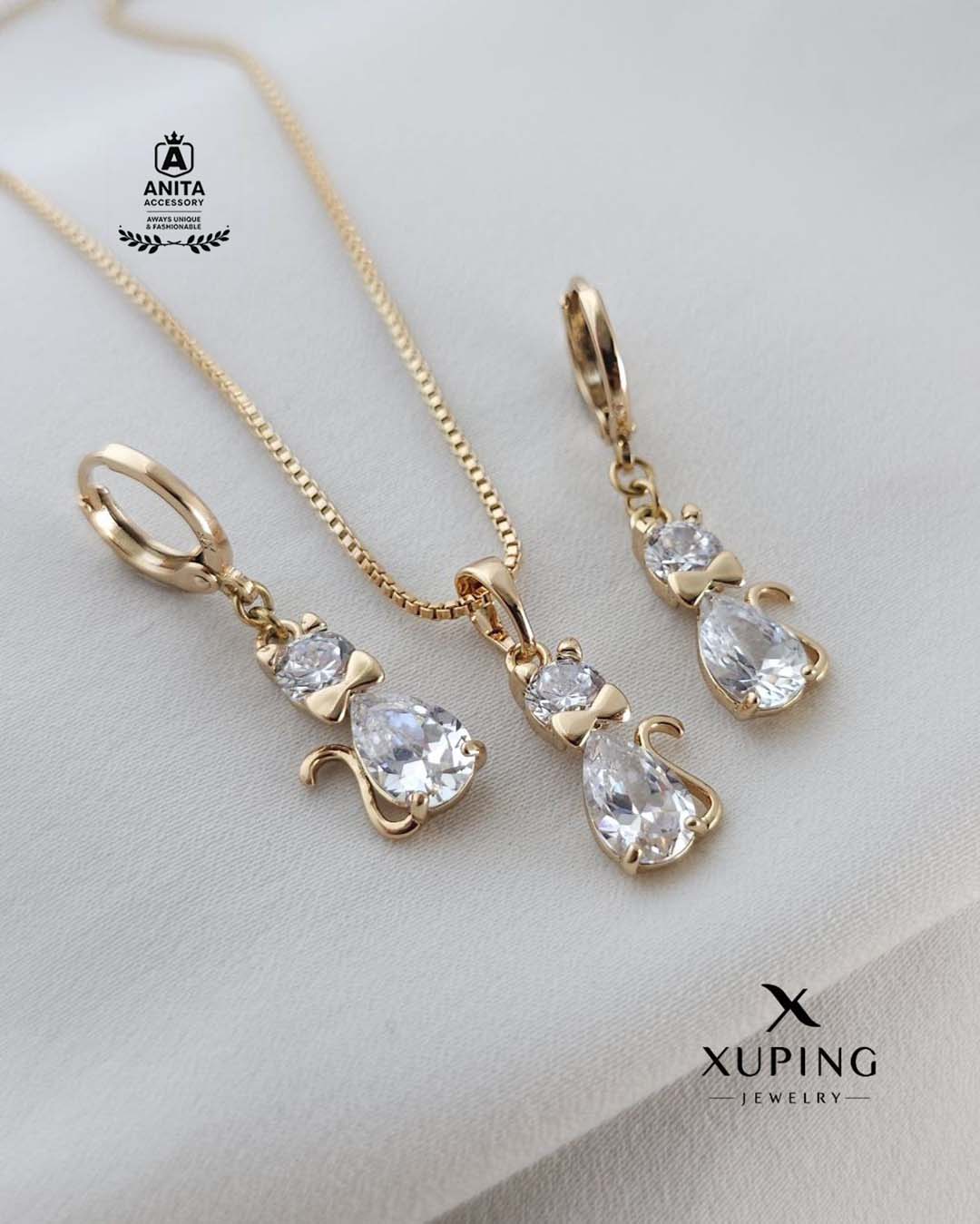 anita accessory