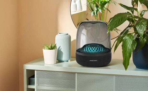 نمای نزدیک از جزئیات و ساختار محصول اسپیکر هارمن کاردن مدل Aura Studio 4 | اسپیکر | خرید آنلاین