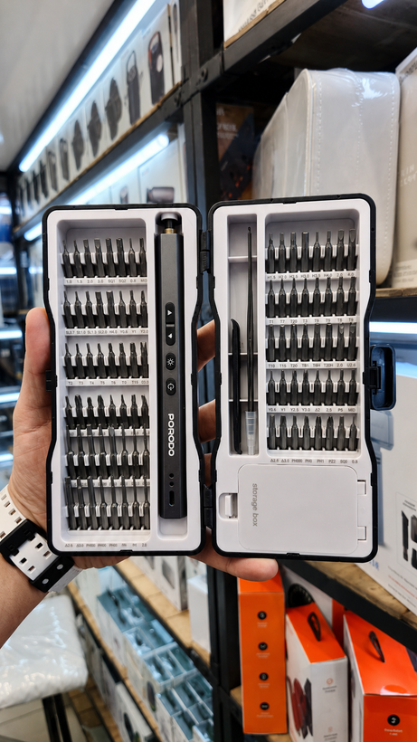 نمای نزدیک از جزئیات و ساختار محصول پیچ گوشتی شارژی پرودو مدل PDGTE970BK با ۹۷ سری | شارژر و لوازم شارژ | خرید آنلاین