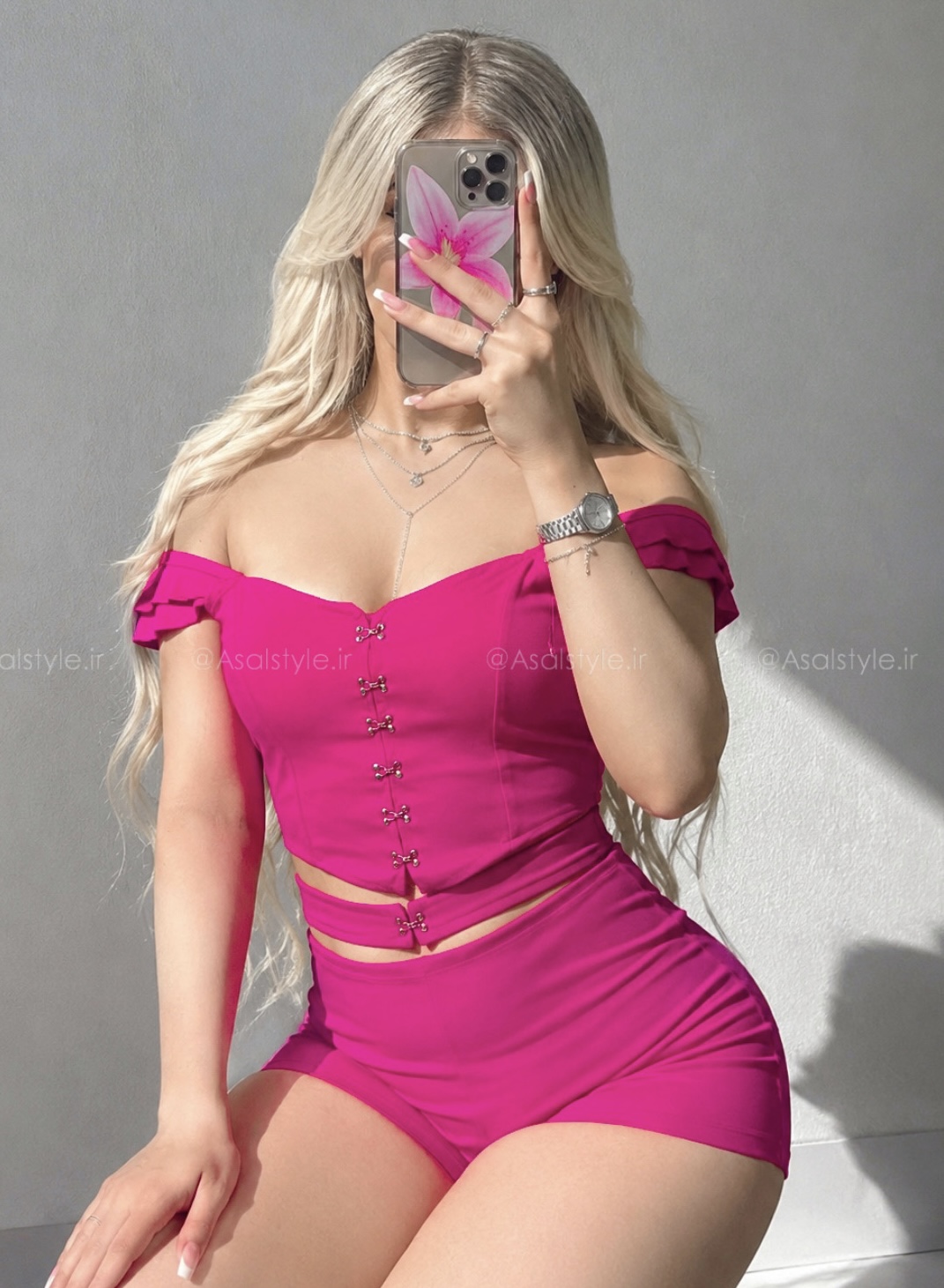 جزئیات دوخت و فرم محصول شورتک کرپ قزن دار زنانه کد ۱۱۲۱