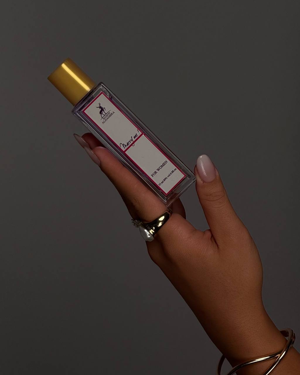 نمای کلی جعبه عطر مری می
