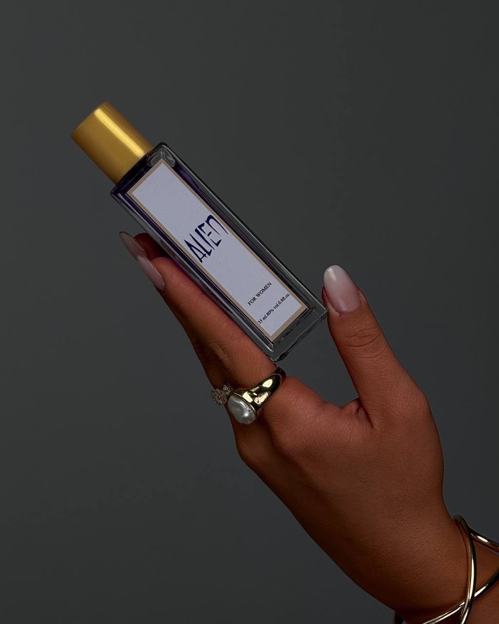 زاویهای دیگر از طراحی عطر الین