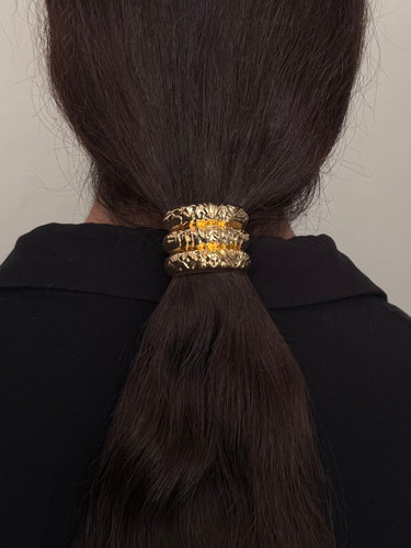 طراحی مدرن و بستهبندی اصلی کش موی فش ۱۳۱۶ طرح خاص و شیک مناسب استفاده روزانه در نمای کامل