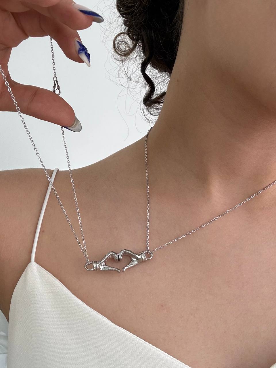 بستهبندی اورجینال گردنبند ست طرح زیبا و ظریف مناسب استفاده روزانه همراه با مشخصات محصول