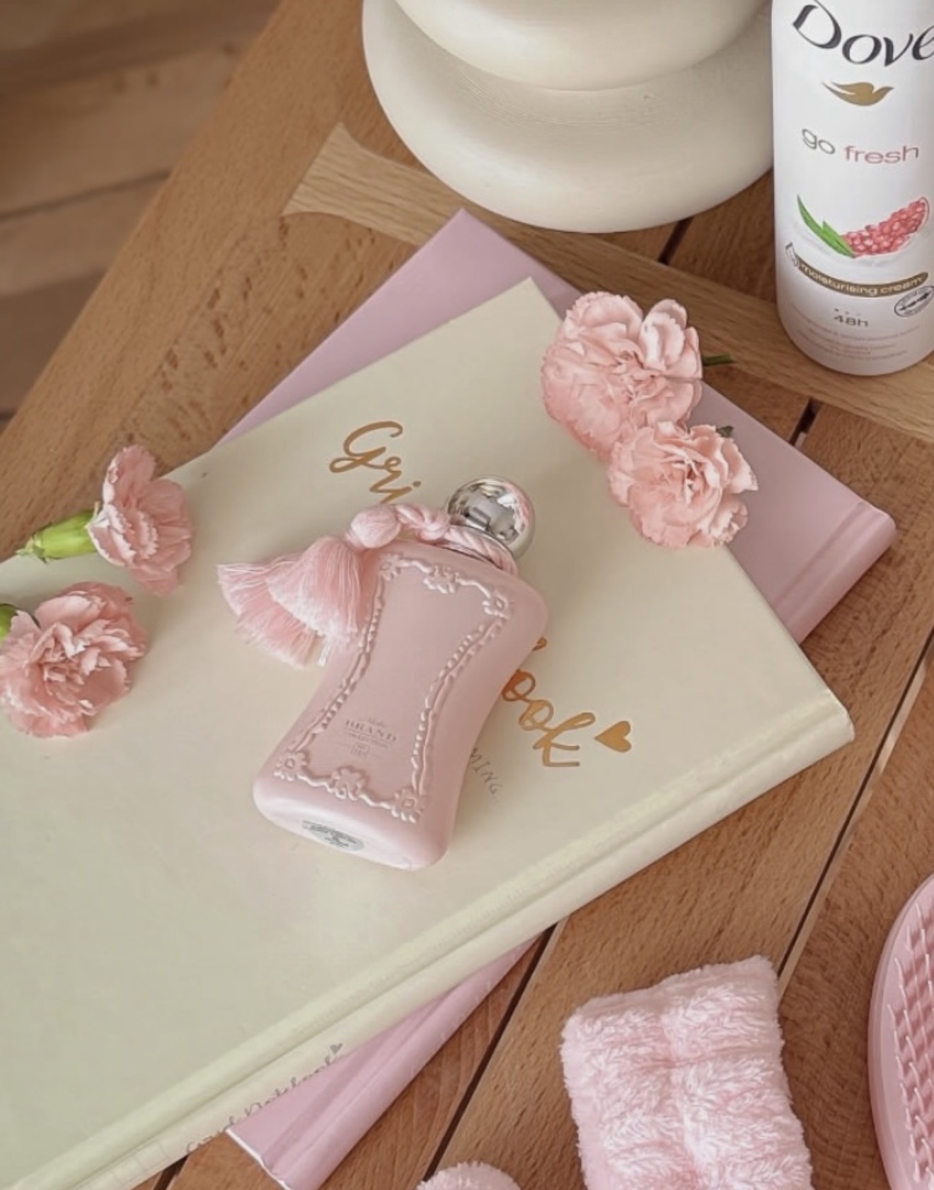 نمای محصول عطر مینی عطر ادکلن مارلی دلینا مینی 💗🍦 رایحه ماندگار در حجم کوچک با تمامی جزئیات ظاهری و بسته‌بندی