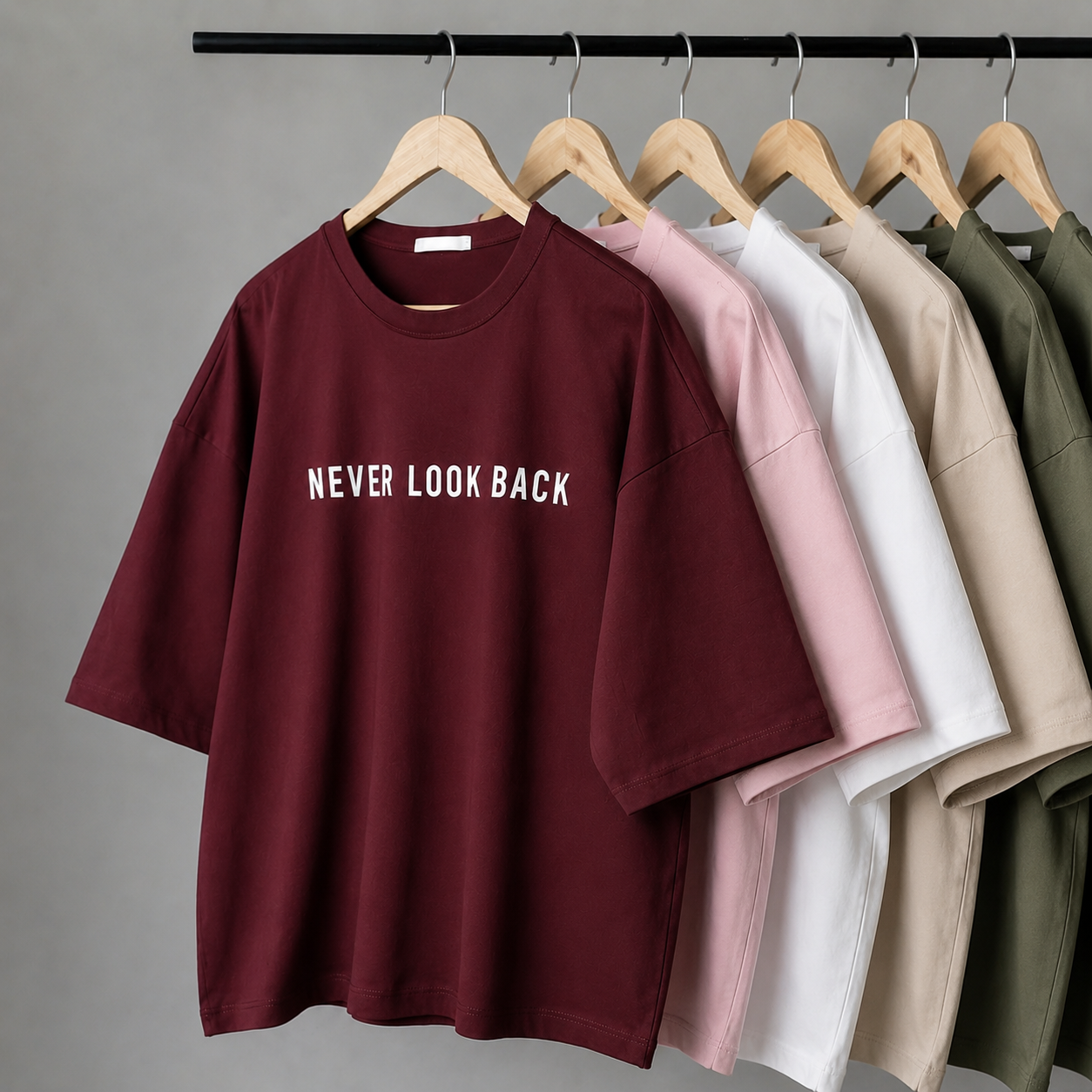 بافت و جنس تیشرت باکسیnever look back کیفیت عالی و طراحی شیک در نمای نزدیک و کیفیت ساخت