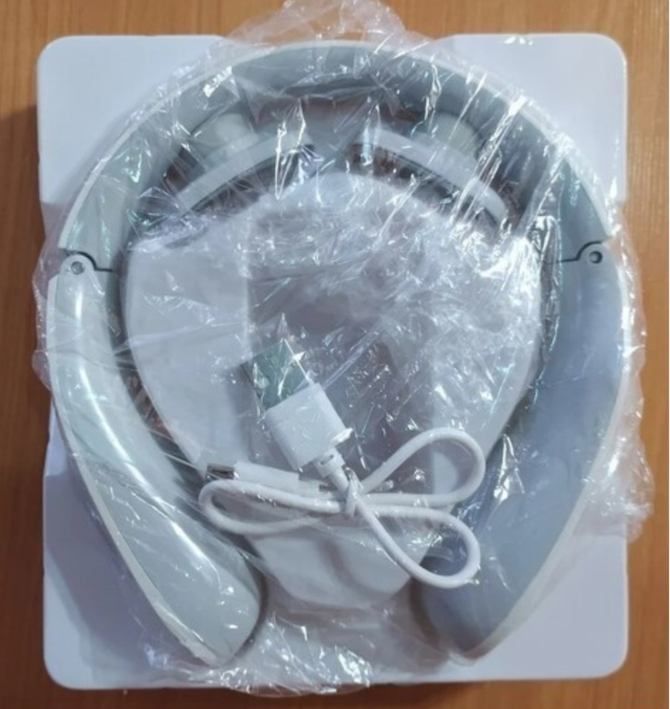 نمای قدی ماساژور گردن الکتریکی NECK Massager مدل J001-2C با تمرکز بر طراحی و کارایی محصول - نمای 9_1
