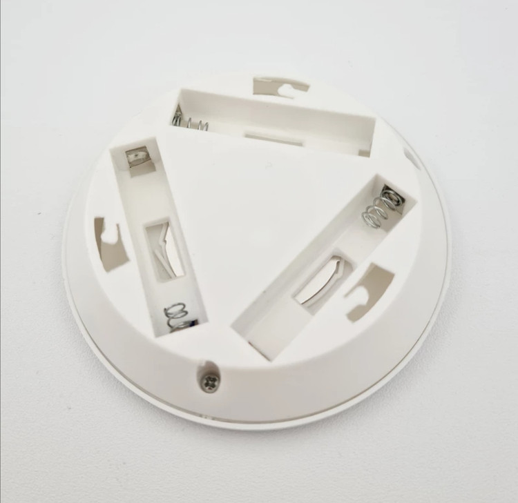 تصویر تخصصی چراغ اضطراری زیر کابینتی (چراغ سقفی، چراغ مخفی) ریموت دار و باطریخور 3in1 مجموعه 3 عددی با نمایش ویژگیها و جزئیات فنی - نمای 14_1