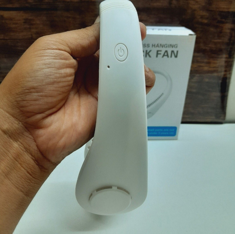 جزئیات کیفیت ساخت و متریال بهکاررفته در پنکه گردنی شارژی بدون پره مدل X5 - نمای 16_1