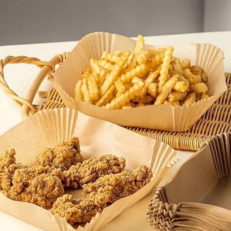 تصویر کاغذ روغنی سرخکن هوایی مربعی طلق دار (قطر ۲۰cm و ۱۰۰ عددی) کیفیت بالا با نورپردازی مناسب و نمای واضح محصول - نمای 5_1