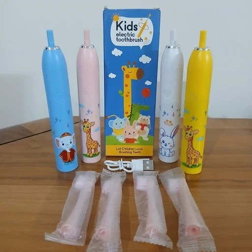 نمای محصول مسواک شارژی کودک ویبره ای با طرح های کارتونی مدل Kids electric toothbrush DY-332 با تمامی جزئیات ظاهری و فنی - نمای 7_1