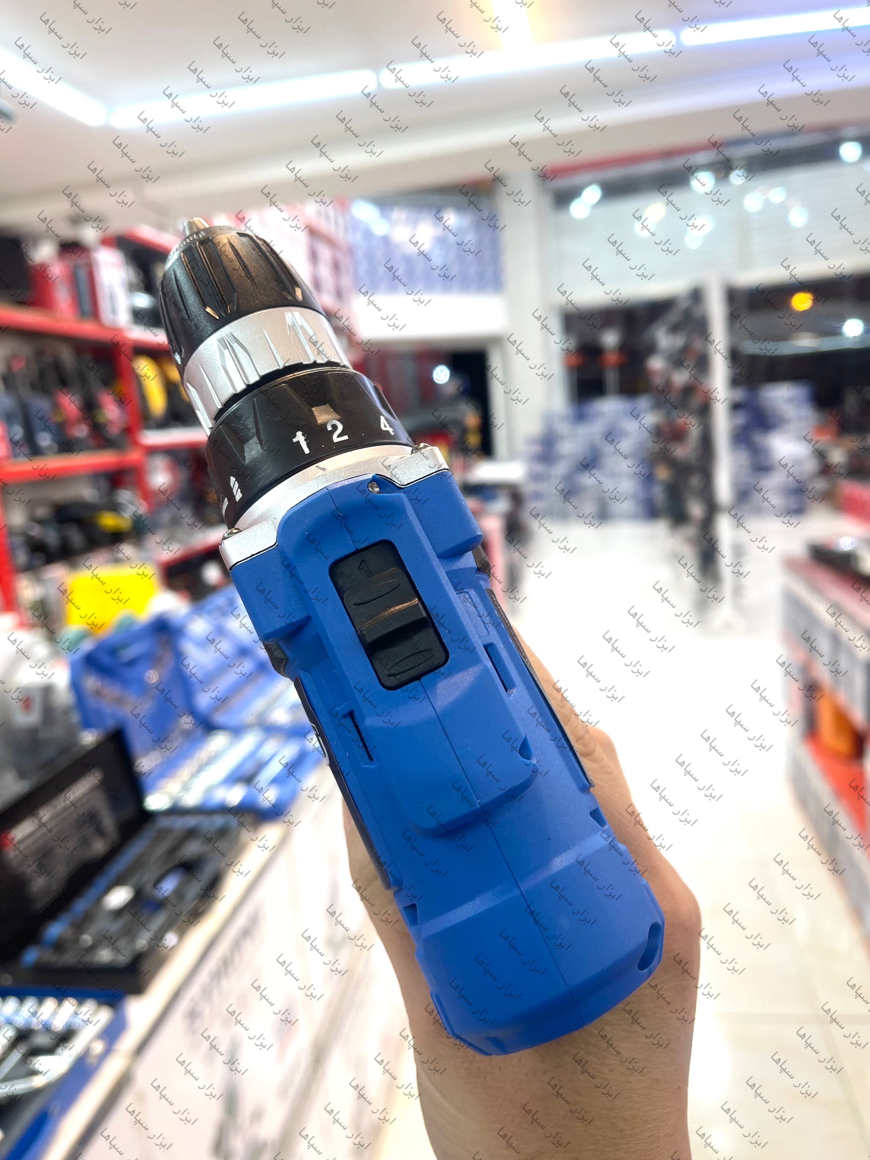 تصویر تخصصی دریل شارژی ۱۲ ولت دو باتری ویوارکس مدل VR1210V-22A با نمایش ویژگیها و جزئیات فنی