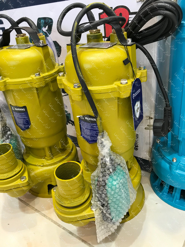 نمای پشت و اجزای تشکیلدهنده لجن کش ۲ اینچ ۱۶ متری ونیکو مدل WQD10-16-0.7۵f با کیفیت بالا