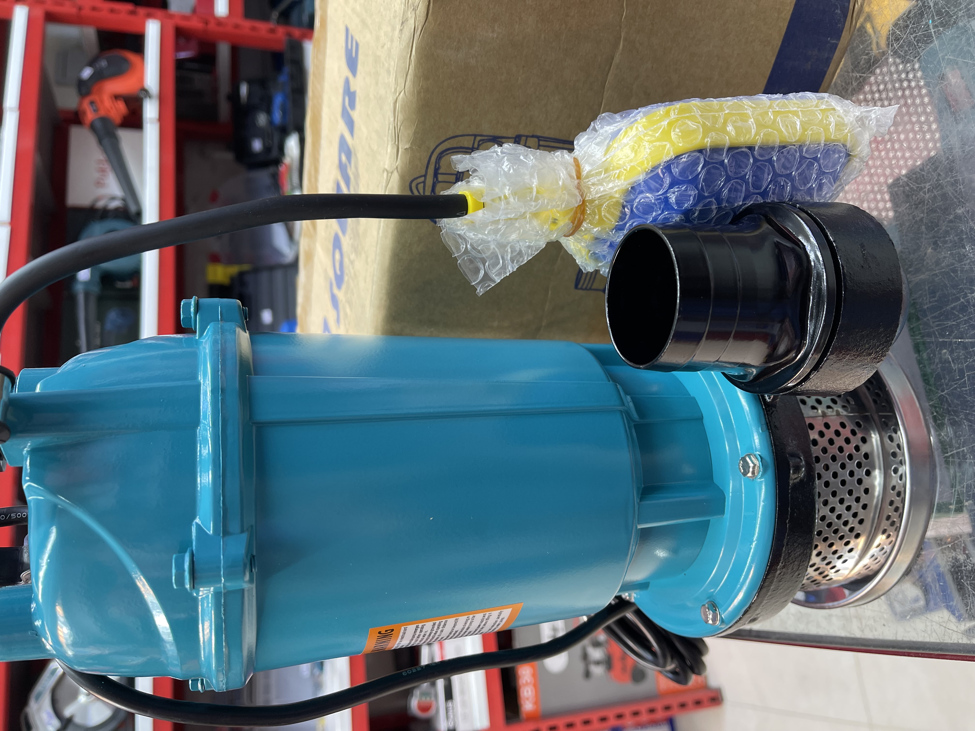 بافت و جنس مواد اولیه کفکش ۲ اینچ ۲۸ متری فلوتردار اسکوار مدل IC6-28-1.1F در نمای نزدیک