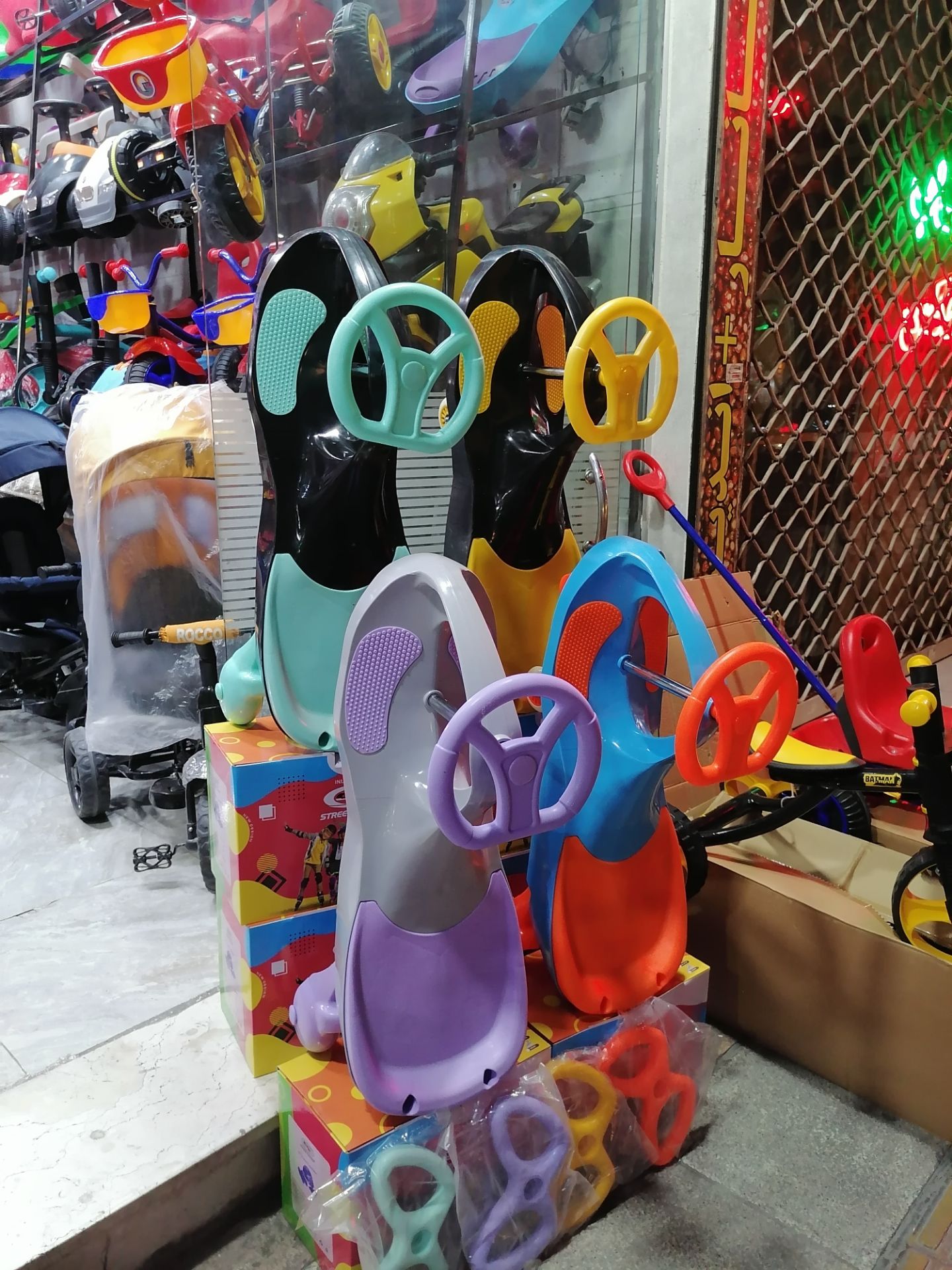 نمای پشت و اجزای تشکیل‌دهنده لوپ کار پلاسماکار تحمل وزن 150 کیلو ب همراه فرمان اضافه با کیفیت بالا - نمای 1_3