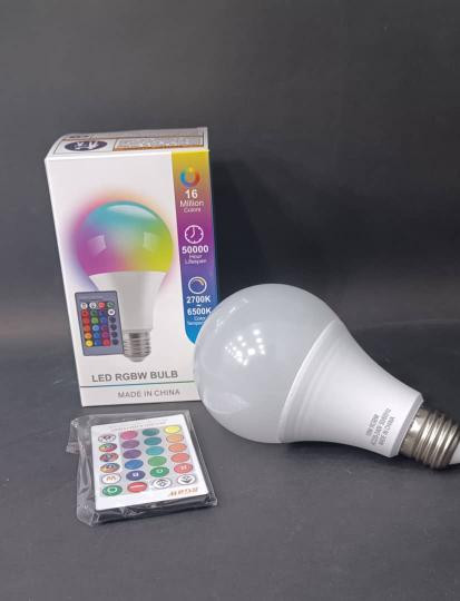 نمای پشت و اجزای تشکیلدهنده لامپ LED هوشمند کنترلدار کنترل دار مدل RGBW BULB با کیفیت بالا - نمای 9_1