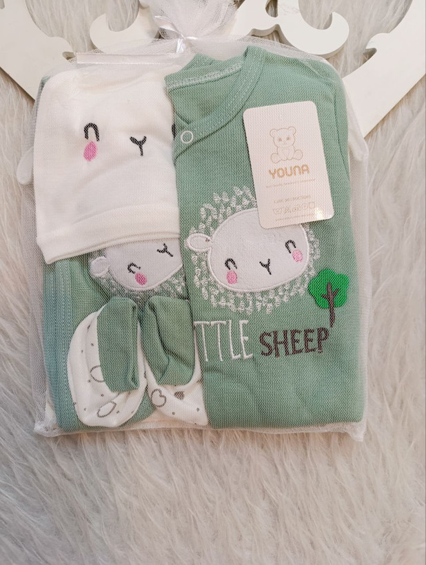 جزئیات کیفیت ساخت و متریال بهکاررفته در ست بیمارستانی ۷ تکه لباس نوزادی طرح گوسفند (Little Sheep) - برند Youna