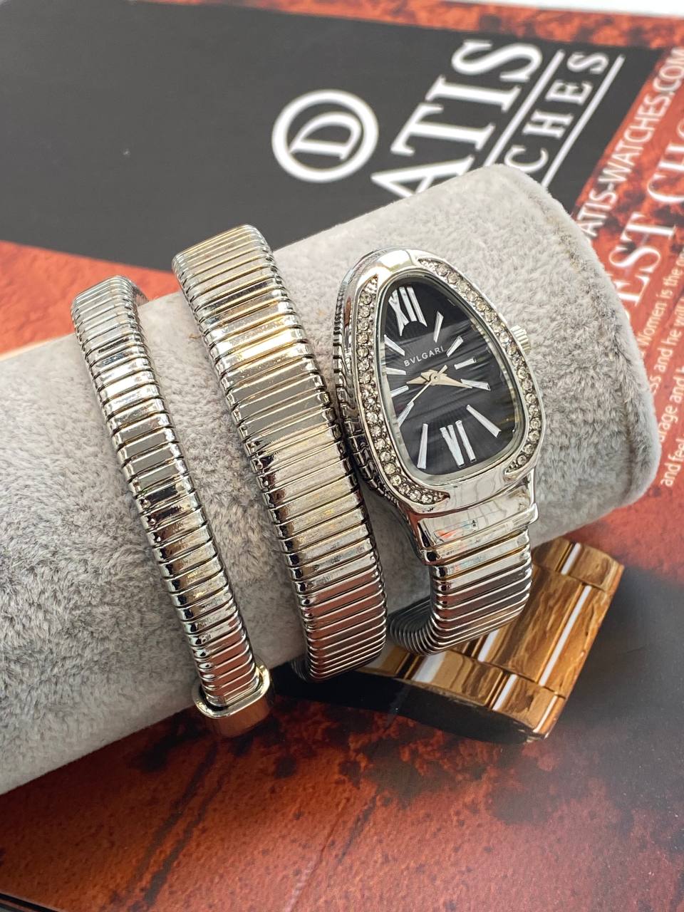 تصویر تخصصی ساعت پرطرفدار بولگاری مدل ماری با نمایش ویژگیها و جزئیات فنی - نمای 19_1