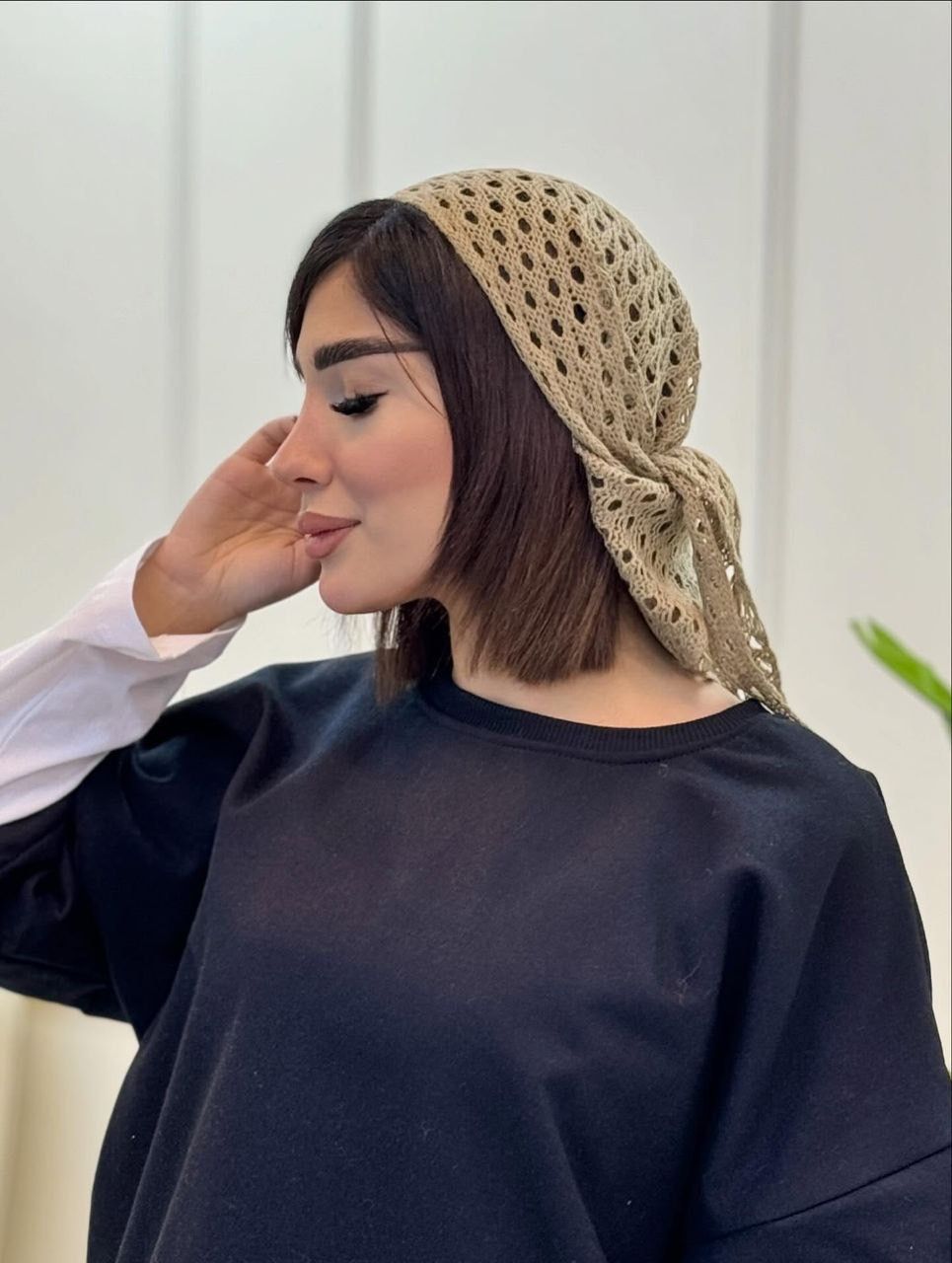 جزئیات دقیق قطعات و اجزای دورگ قلاب بافی سه گوش در نمای ماکرو - نمای 9_1