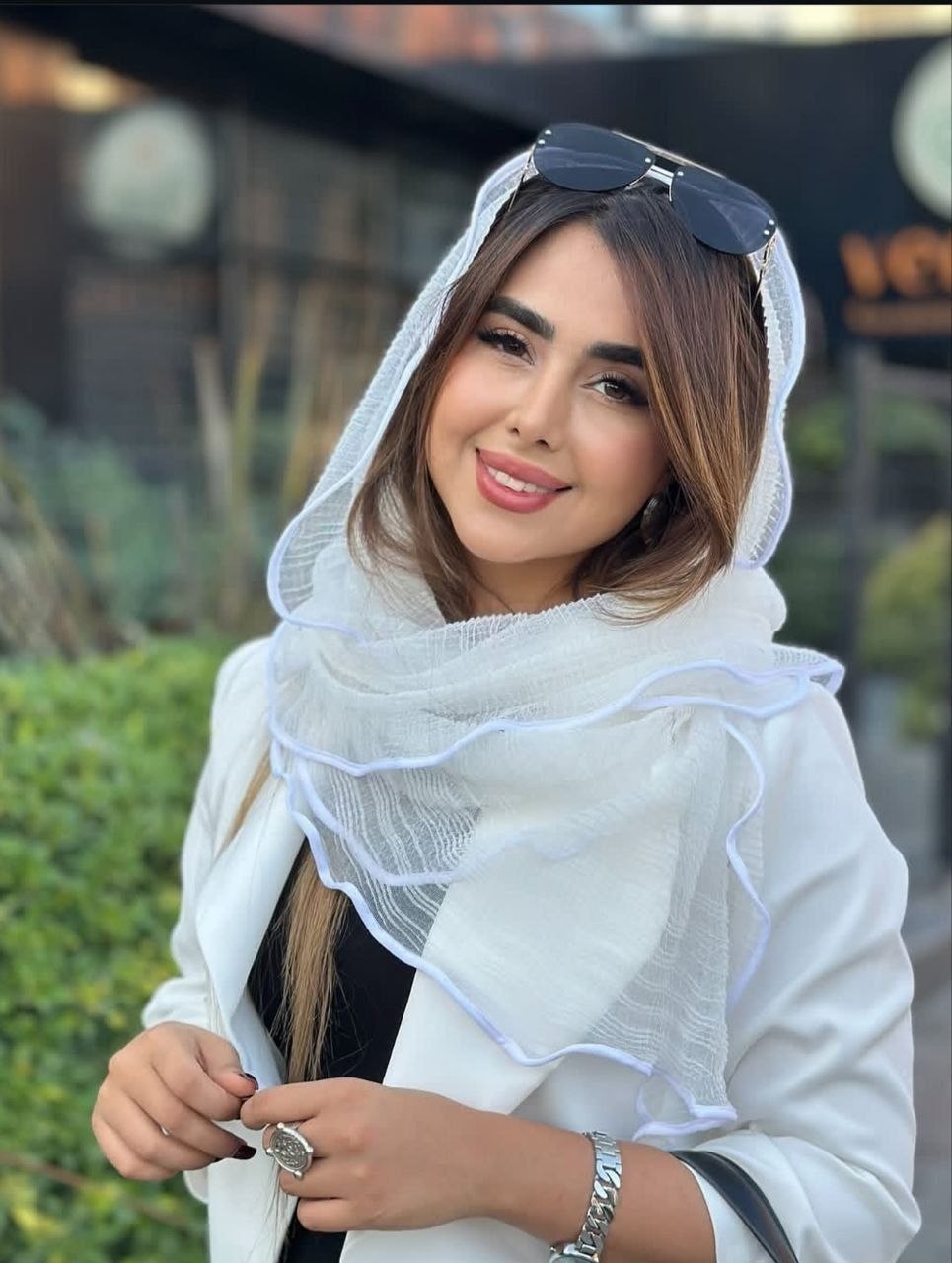 نمای پشت و اجزای تشکیلدهنده شال دورگان تابستانه با کیفیت بالا