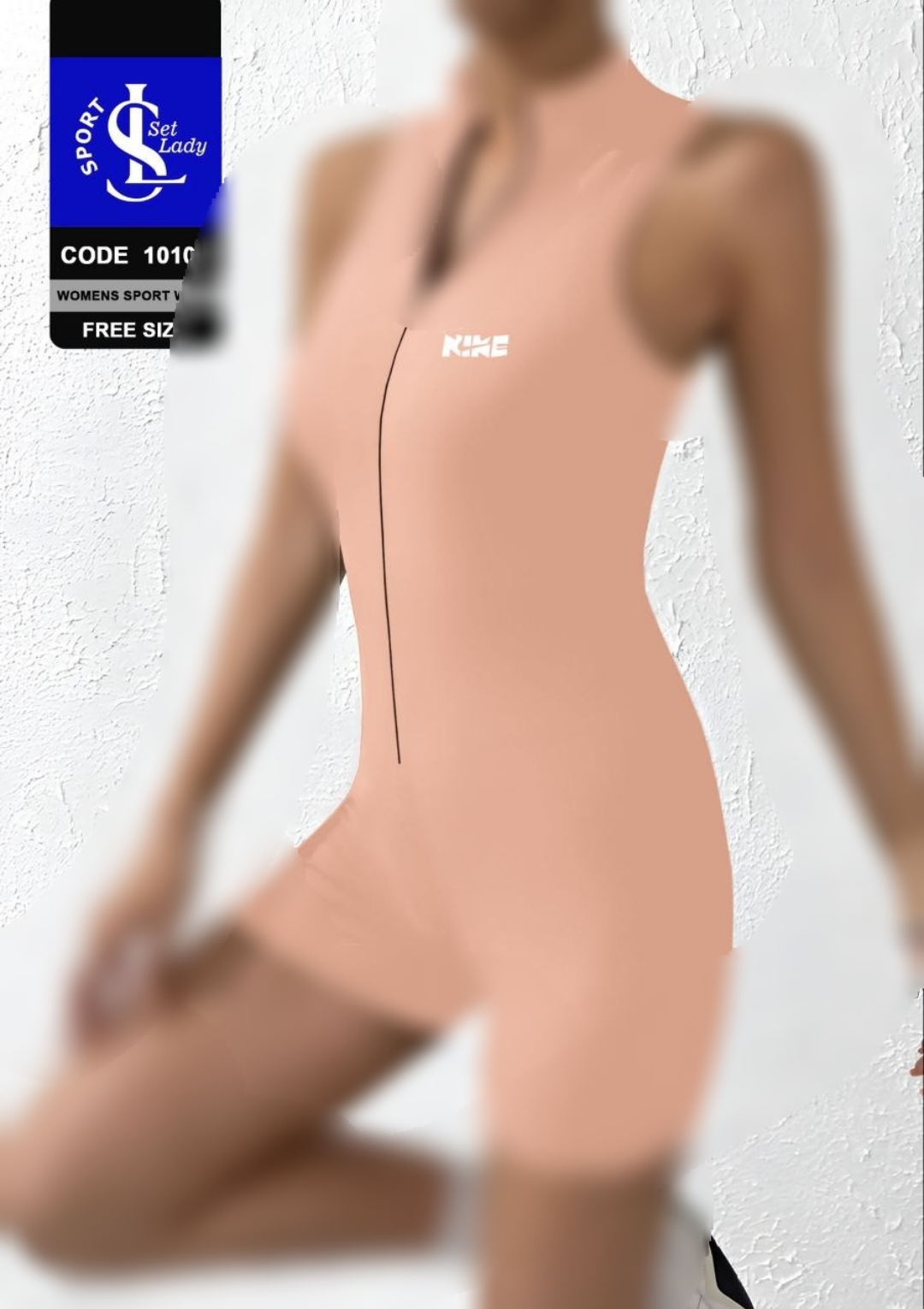 نمای کامل اوورال ورزشی چاپ Nike همراه با بستهبندی اصلی و جزئیات محصول