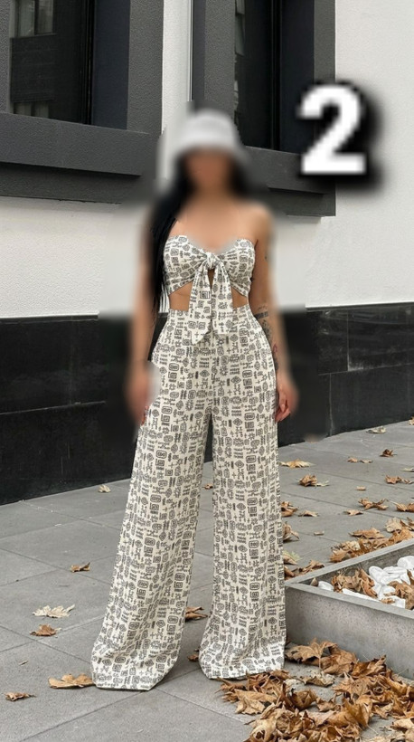 جزئیات دقیق قطعات و اجزای ست نیمتنه شلوار گره ای تابستانه در نمای ماکرو