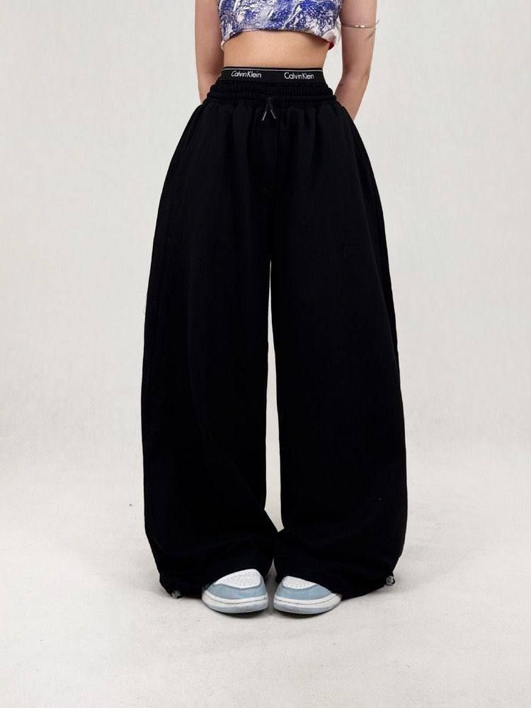 جزئیات کیفیت ساخت و متریال بهکاررفته در شلوار فول بگ دو کاره Calvin Klein - نمای 19_1