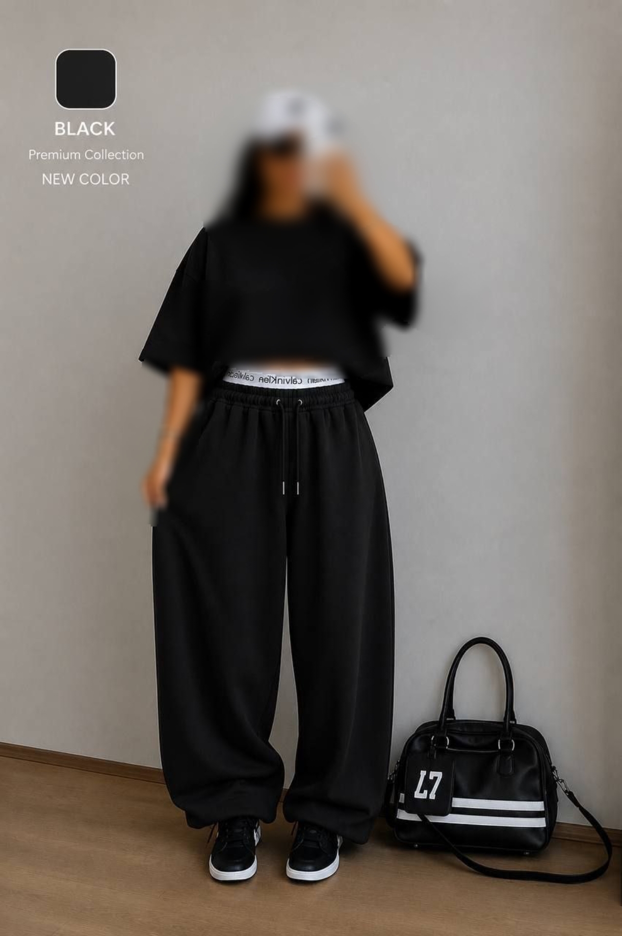 تصویر شلوار جاگر فول بگ تو کرک Calvin Klein با نورپردازی مناسب و نمای واضح محصول
