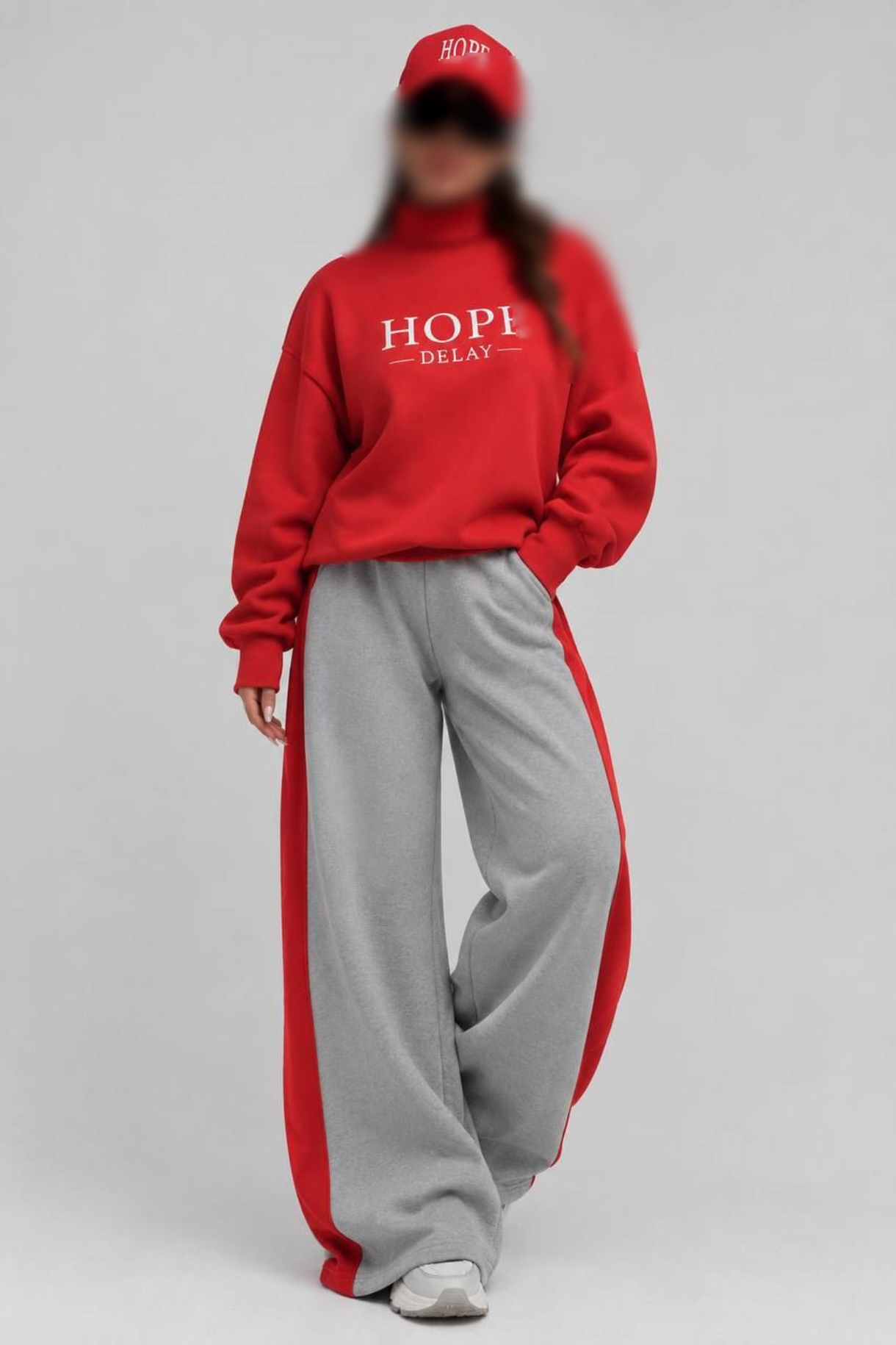 بافت و جنس مواد اولیه ست دورس و شلوار فول بگ زمستانه HOPE زنانه در نمای نزدیک