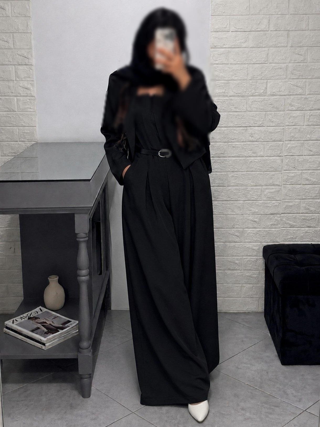 تصویر تخصصی ست جذاب کت و سارافون یقه دلبر زنانه با نمایش ویژگیها و جزئیات فنی