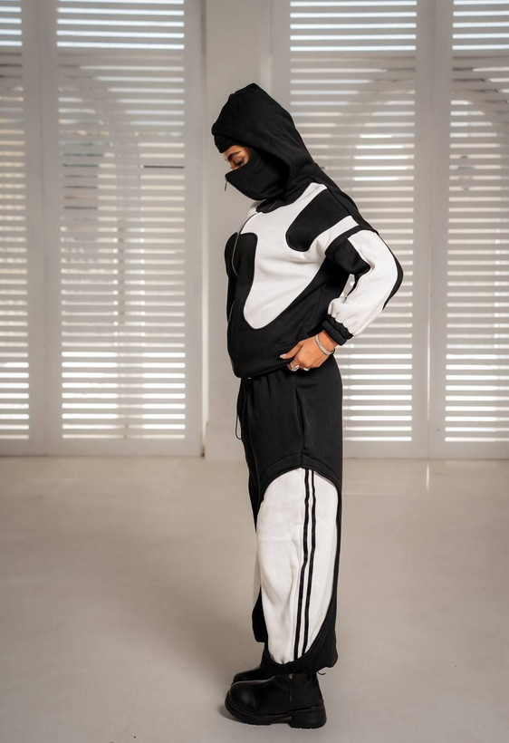 نمای محصول سویشرت شلوار ninja پایین گتر زنانه با تمامی جزئیات ظاهری و فنی - نمای 5_1